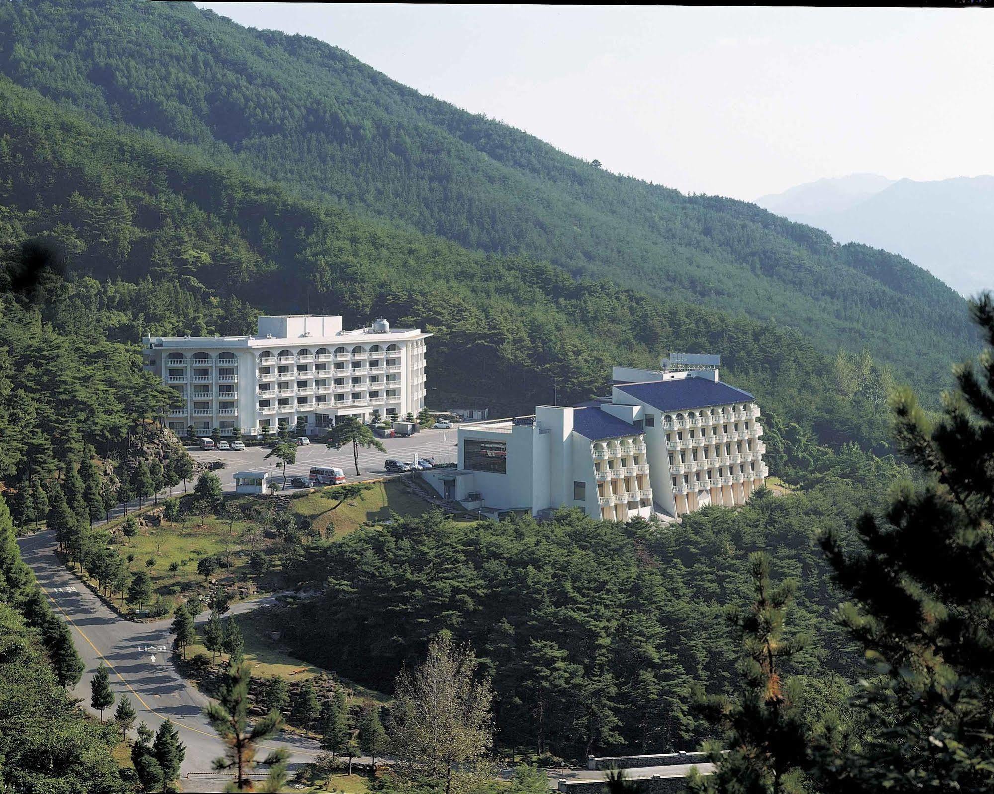 Hanwha Resort Jirisan Gurye Eksteriør billede